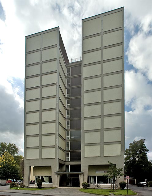 Hochhaus HICOG-Siedlung Bonn